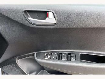 Hyundai i10 1.2 Premium SE 5dr Auto