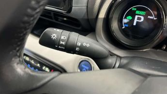 Toyota Yaris 1.5 Hybrid Excel 5dr CVT