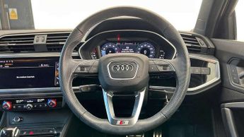 Audi Q3 35 TFSI S Line 5dr S Tronic