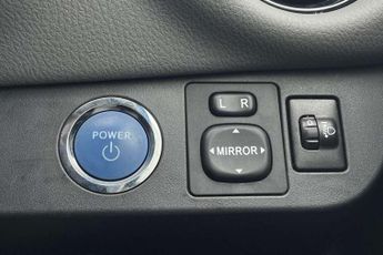 Toyota Yaris 1.5 Hybrid Icon Tech 5dr CVT