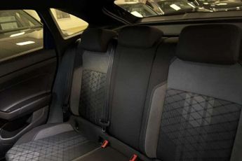 Volkswagen Taigo 1.0 TSI 110 R-Line 5dr DSG