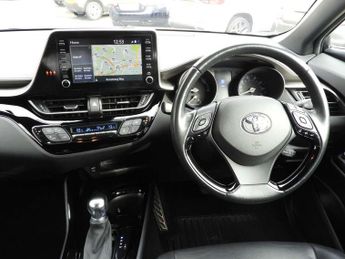 Toyota C-HR 2.0 Hybrid Excel 5dr CVT
