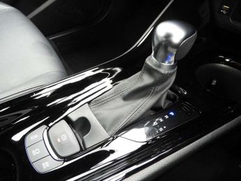 Toyota C-HR 2.0 Hybrid Excel 5dr CVT