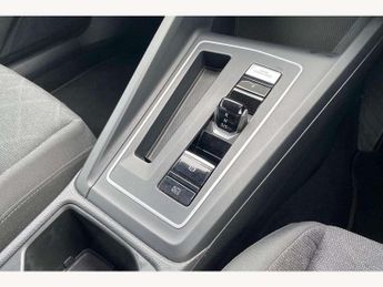 Volkswagen Golf 1.5 eTSI 150 Life 5dr DSG