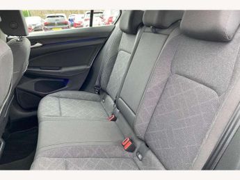 Volkswagen Golf 1.5 eTSI 150 Life 5dr DSG