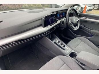 Volkswagen Golf 1.5 eTSI 150 Life 5dr DSG