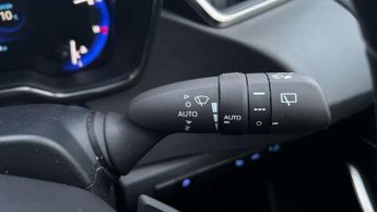 Toyota Corolla 2.0 VVT-i Hybrid GR Sport 5dr CVT