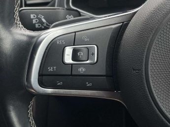 Volkswagen T-Roc 1.5 TSI EVO R-Line 5dr DSG