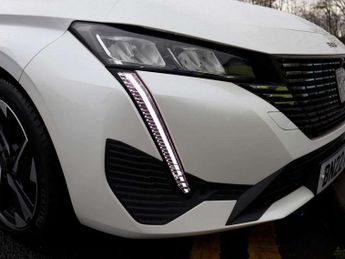 Peugeot 308 1.2 PureTech Allure Premium 5dr EAT8