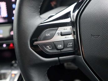Peugeot 308 1.2 PureTech Allure Premium 5dr EAT8