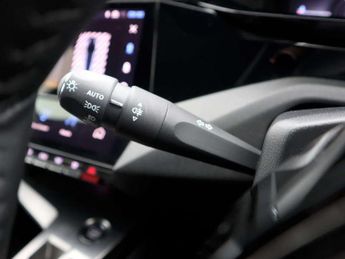 Peugeot 308 1.2 PureTech Allure Premium 5dr EAT8