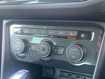 Volkswagen Tiguan 2.0 TDi 150 4Motion SE Nav 5dr DSG