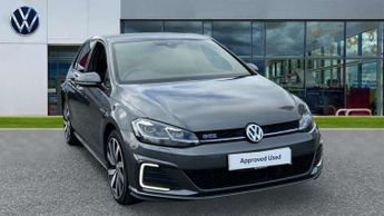 Volkswagen Golf 1.4 TSI GTE Advance 5dr DSG