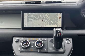 Land Rover Defender 3.0 D250 Hard Top SE Auto [3 Seat]