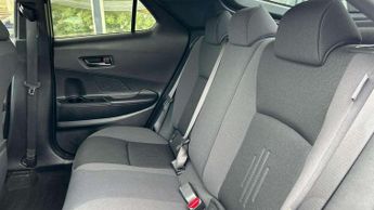 Toyota C-HR 2.0 PHEV Design 5dr CVT