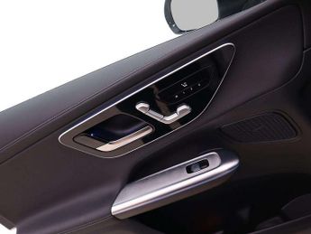 Mercedes-Benz GLC GLC 300e 4Matic AMG Line 5dr 9G-Tronic