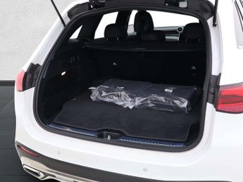 Mercedes-Benz GLC GLC 300e 4Matic AMG Line 5dr 9G-Tronic