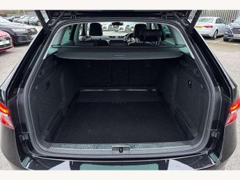 Skoda Superb Estate 2.0 TDI CR SE L 5dr DSG