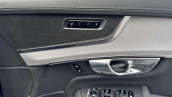Volvo XC90 2.0 T8 PHEV Core Bright 5dr AWD Geartronic