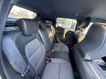 Renault Clio 1.6 E-TECH full hybrid 145 Techno 5dr Auto