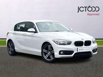 BMW 118 118i [1.5] Sport 5dr [Nav/Servotronic]