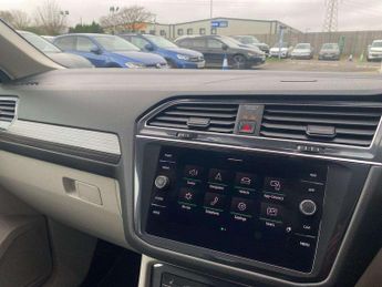 Volkswagen Tiguan Allspace 2.0 TSI 4Motion Elegance 5dr DSG