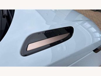 Land Rover Range Rover Velar 2.0 D200 MHEV Dynamic SE 5dr Auto