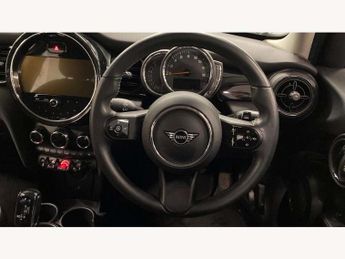 MINI Hatchback 5dr 1.5 Cooper Classic 5dr Auto