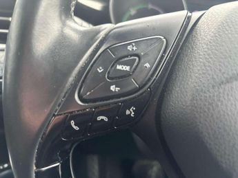 Toyota C-HR 1.8 Hybrid Dynamic 5dr CVT
