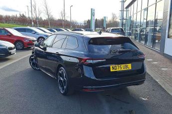 Skoda Superb Estate 2.0 TDI Sportline 5dr DSG