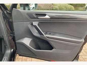Volkswagen Tiguan 2.0 TDi 150 SEL 5dr DSG