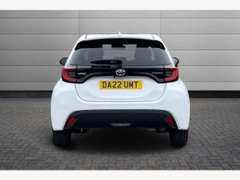 Toyota Yaris 1.5 Hybrid Design 5dr CVT