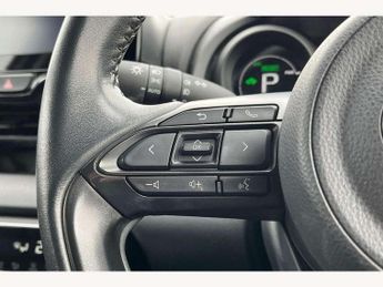 Toyota Yaris 1.5 Hybrid Design 5dr CVT