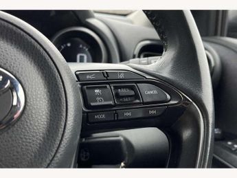 Toyota Yaris 1.5 Hybrid Design 5dr CVT