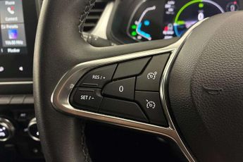 Renault Captur 1.6 E-Tech full hybrid 145 Techno 5dr Auto