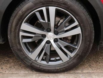 Peugeot 3008 1.2 Hybrid 136 Allure Premium+ 5dr e-DSC6