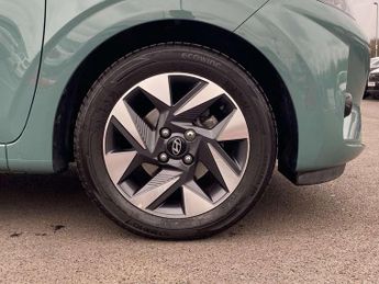 Hyundai i10 1.2 Advance 5dr Auto