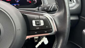 Volkswagen T-Roc 2.0 TDI R-Line 5dr DSG