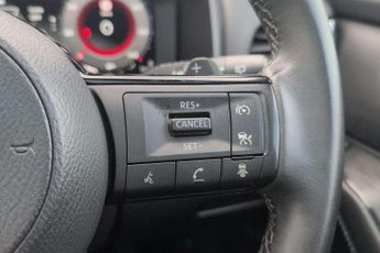 Nissan Qashqai 1.3 DiG-T MH 158 N-Connecta 5dr Xtronic