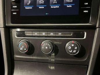 Volkswagen Golf 1.5 TSI EVO SE [Nav] 5dr DSG