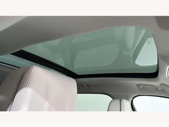 Land Rover Range Rover Velar 3.0 D300 MHEV R-Dynamic HSE 5dr Auto