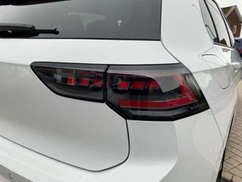 Volkswagen Golf 1.5 eTSI 150 Black Edition 5dr DSG