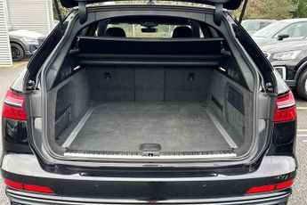 Audi A6 Avant 40 TDI Black Edition 5dr S Tronic