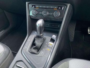 Volkswagen Tiguan 2.0 TDi 150 R-Line 5dr DSG