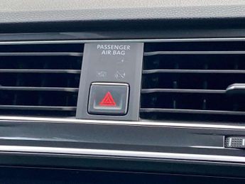 Volkswagen Tiguan 2.0 TDi 150 R-Line 5dr DSG