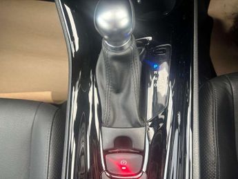 Toyota C-HR 2.0 Hybrid Excel 5dr CVT