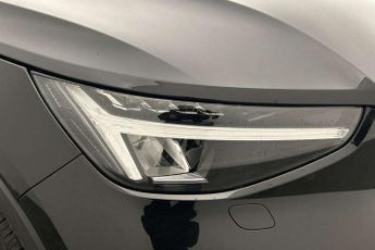 Volvo XC40 2.0 B4P Ultimate Dark 5dr Auto