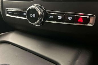 Volvo XC60 2.0 T6 RC PHEV Inscription Expression 5dr AWD Auto