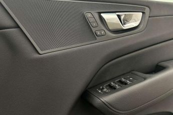 Volvo XC60 2.0 T6 RC PHEV Inscription Expression 5dr AWD Auto