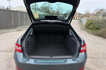 Skoda Superb 2.0 TDI CR SE Technology 5dr DSG